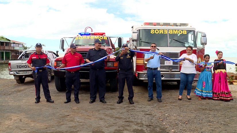 BOMBEROS